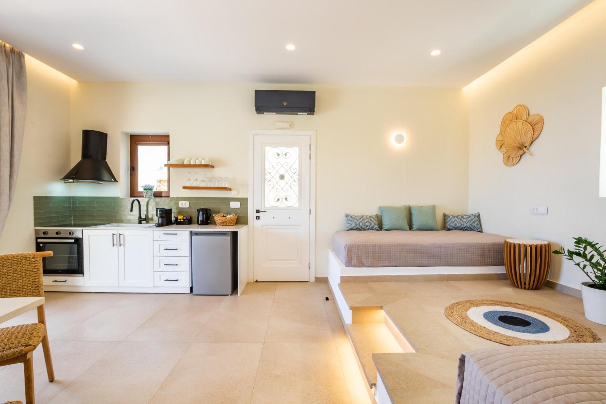 Mertelia Luxury Villas Кира Панагя Экстерьер фото